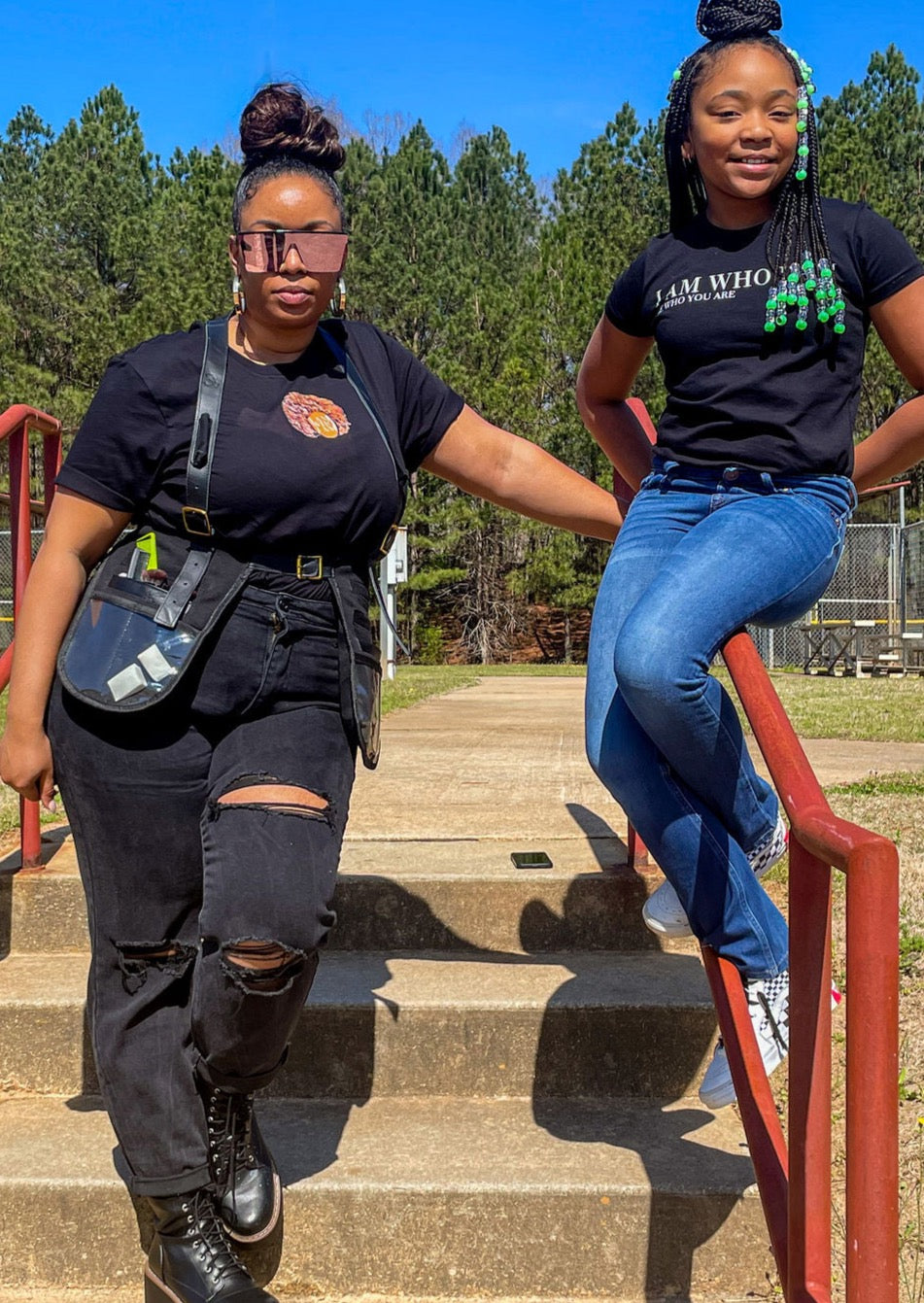 IAWIA T-Shirt - Black