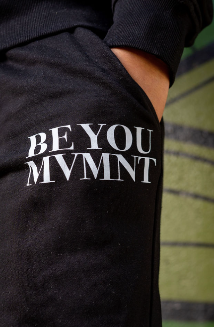 BE YOU MVMNT Sweatpants- Black